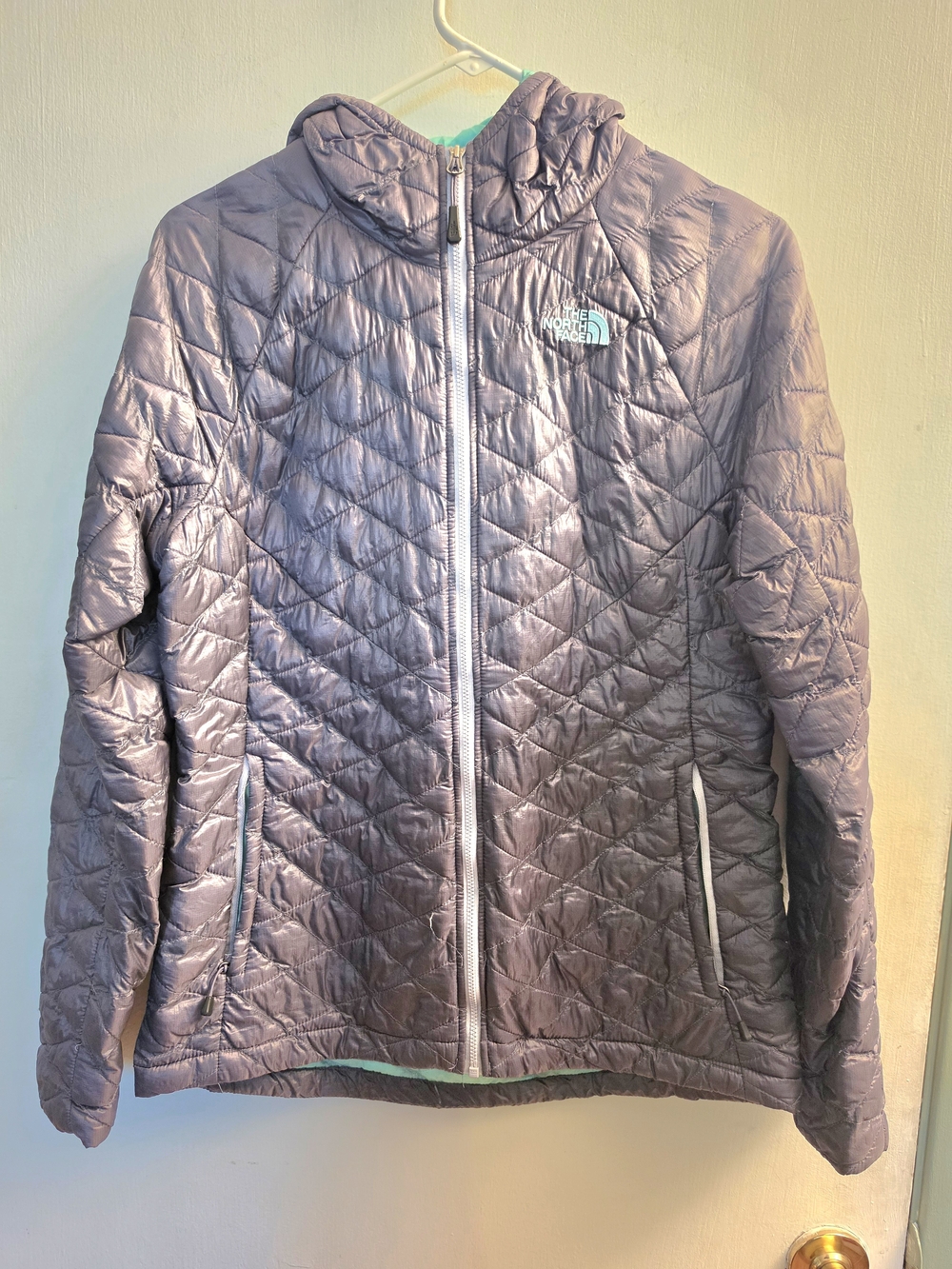 The North Face Women's Quilted Hooded Jacket - Lavender Gray